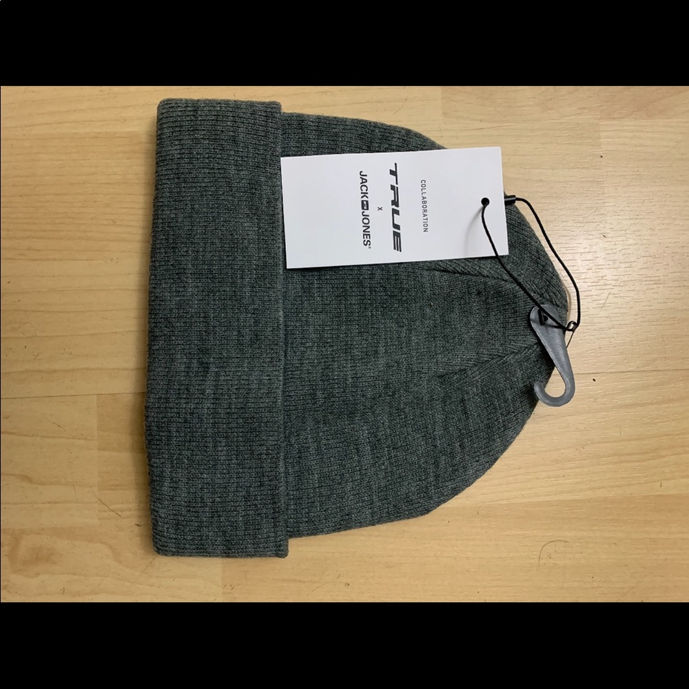 True beanie